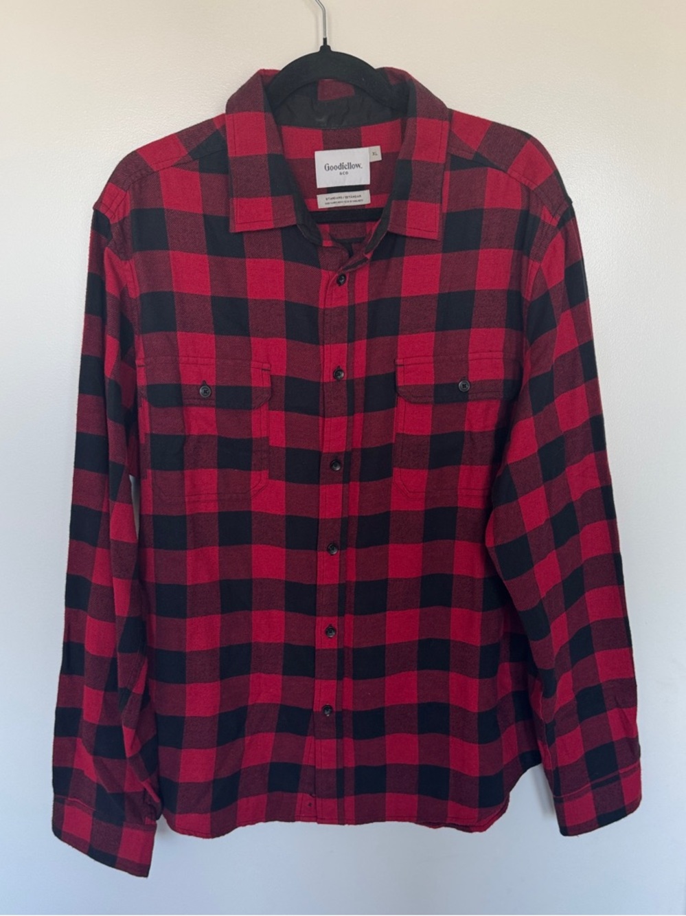 Goodfellow & Co Men’s Red and Black Plaid Button-Down Shirt